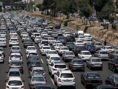 آخرین وضعیت ترافیکی و جوی محورهای مواصلاتی کشور/ ترافیک سنگین در محورهای منتهی به تهران گزارش شد
