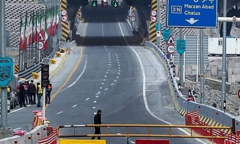 آخرین وضعیت ترافیکی و جوی محورهای مواصلاتی کشور / ترافیک سنگین در محورهای منتهی به تهران گزارش شد