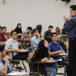 تداوم آموزش مجازی مقطع کارشناسی و بازگشت تدریجی به کلاس تحصیلات تکمیلی/ دانشجویان بخوانند_6a14eb1324a28.jpeg