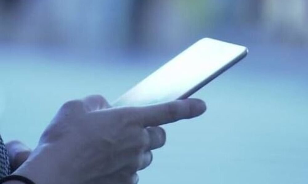 ذخیره اطلاعات شخصی در تلفن همراه / اطلاعات گوشی‌ شما امن است؟