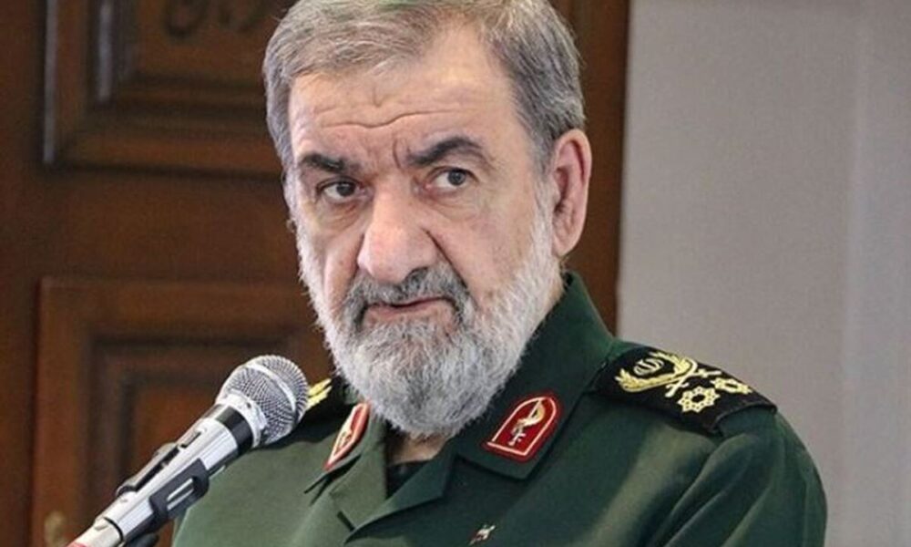محسن رضایی: اجازه نمی‌دهیم آمریکا بدون پرداخت هزینه فرار کند