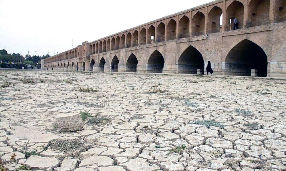 زاینده‌رود جان دوباره گرفت