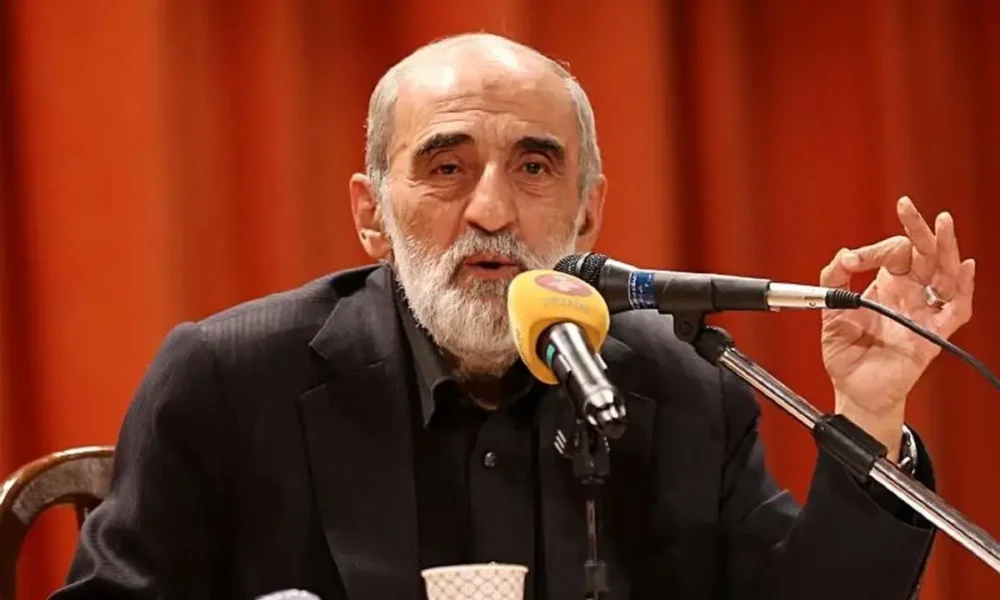 شریعتمداری : قُمپز درکردن‌های ترامپ، به راه رفتن پنگوئن‌ها شبیه است