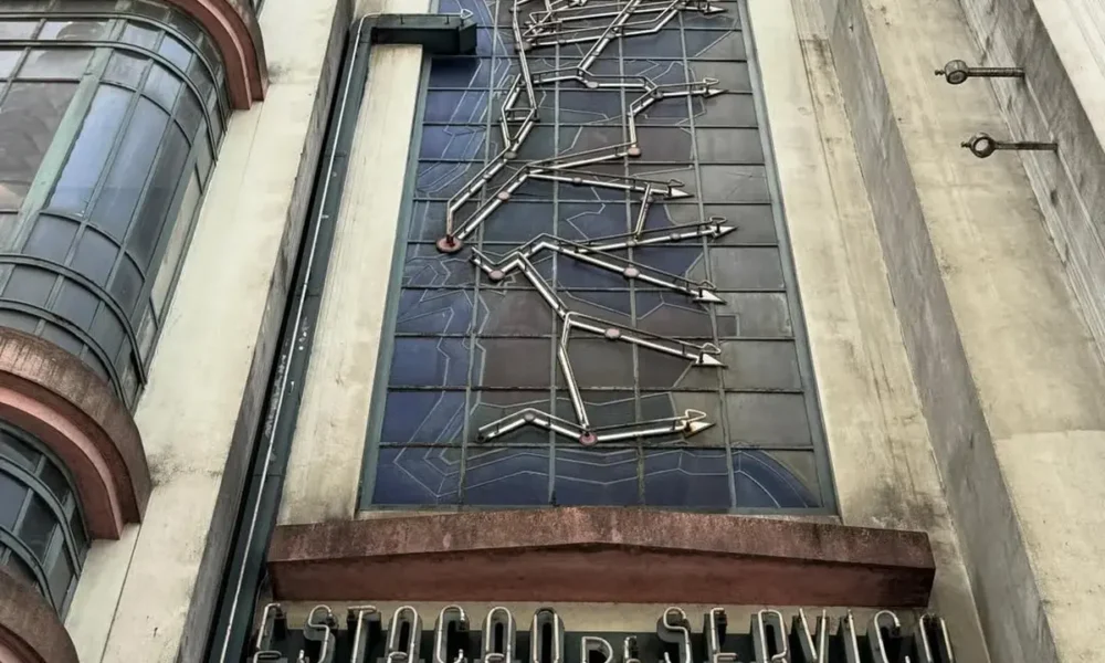 معماری جالب ساختمان یک پارکینگ در پرتغال
