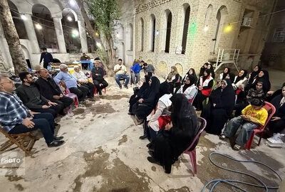 برگزاری مراسم تجلیل از عوامل سوگواره «بازگشت به ریشه‌ها» در بهبهان