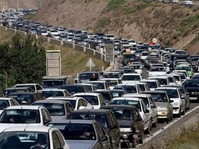 ترافیک سنگین در ورودی تهران / انسداد هراز ادامه دارد
