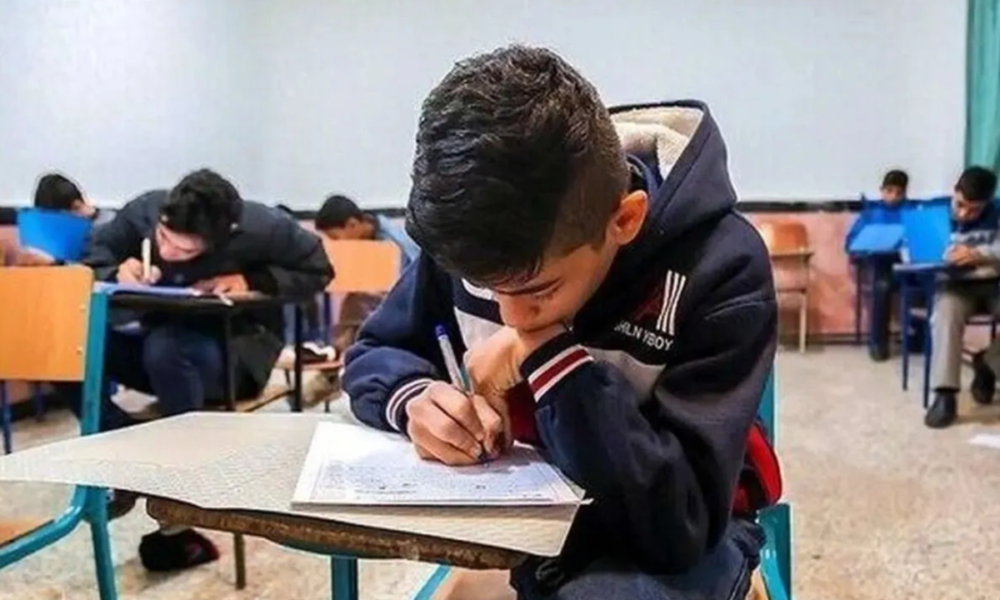فردا آخرین فرصت ثبت نمرات دانش‌آموزان پایه نهم / هدایت تحصیلی در انتظار تکمیل اطلاعات