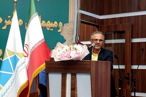 اوجانی: طرح بیمه هنرمندان صنایع‌دستی به صحن مجلس رسید