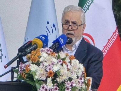 دارابی: زبان فارسی و باور دینی، ستون‌های هویت تاریخی ایران هستند