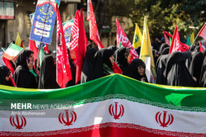 مصطفوی: نباید بگذاریم حافظه دفاع از ایران از میان برود