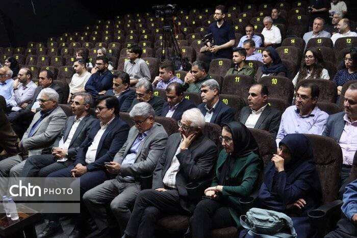 روایت بصری مستند «فراموششده» از زخمهای هورالعظیم / پیوند هنر و دغدغهمندی زیستمحیطی در پردیس سینمایی هلال روایت بصری مستند «فراموششده» از زخمهای هورالعظیم / پیوند هنر و دغدغهمندی زیستمحیطی در پردیس سینمایی هلال