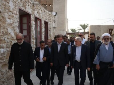 وزیر میراث فرهنگی بر مرمت اصولی مسجد و قلعه بردستان تأکید کرد